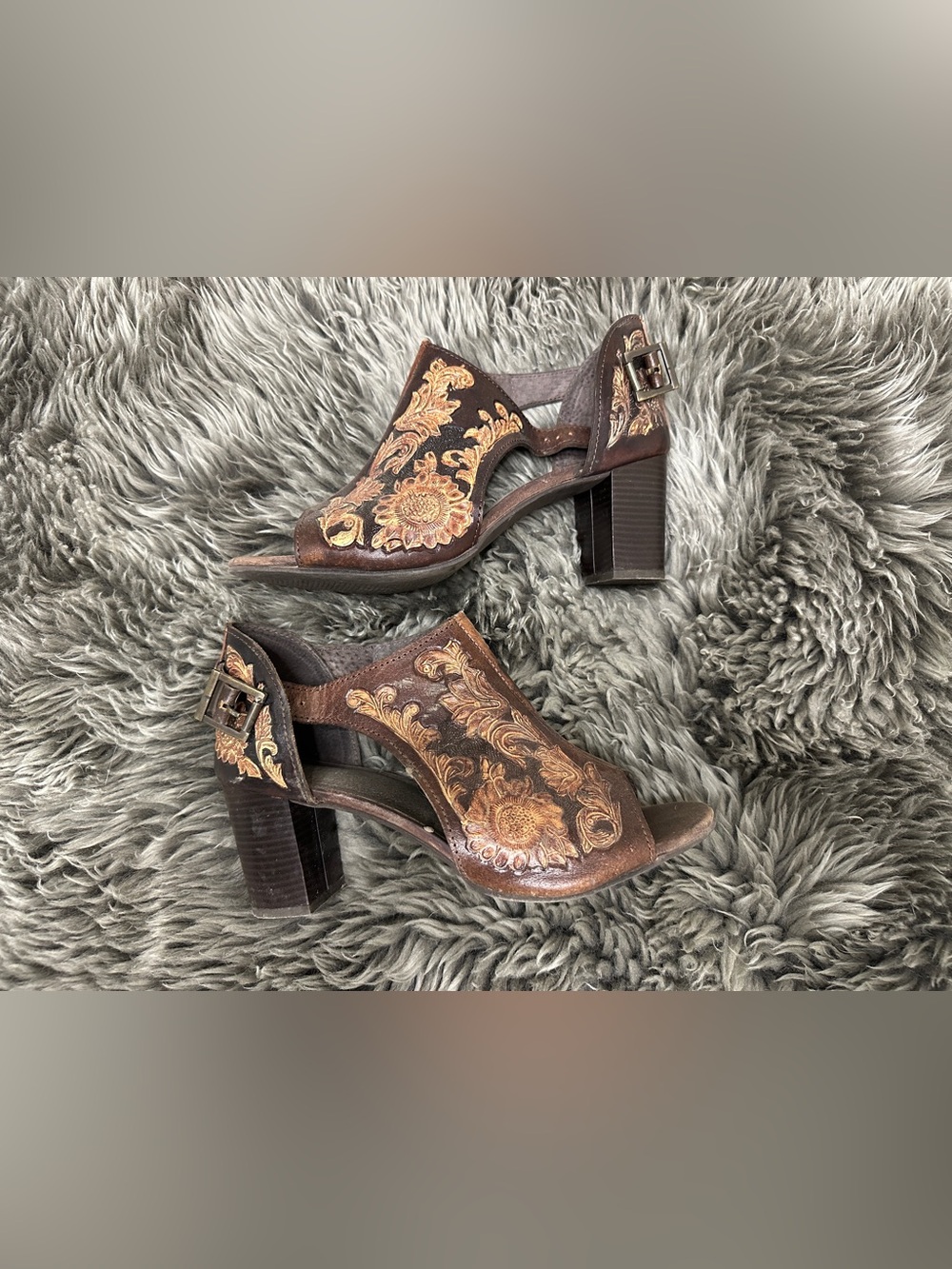 Western ✨ ROPER heels
